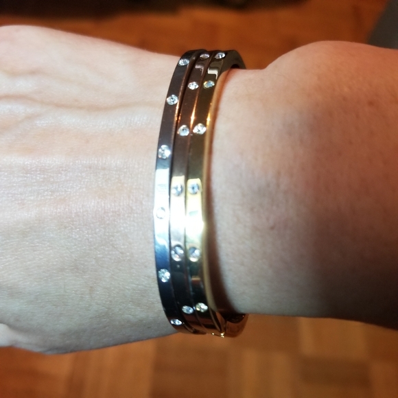 Tricolour crystal bangle bracelet set - Picture 5 of 6